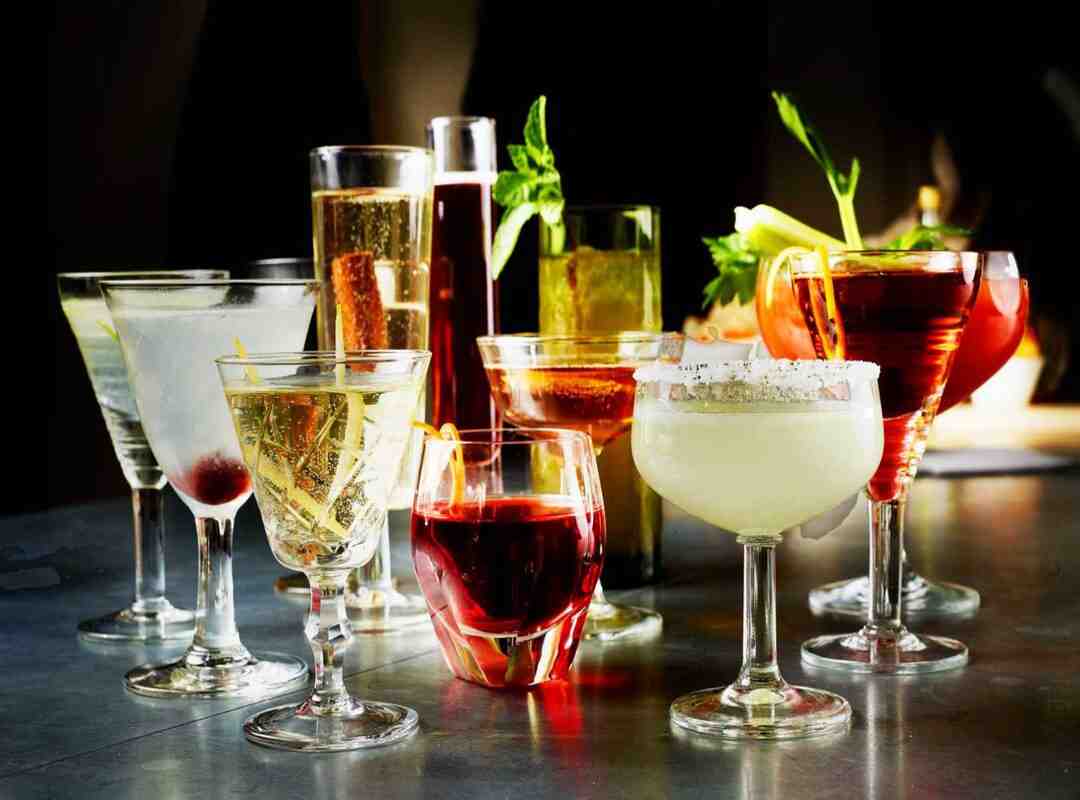 Pha chế cocktail với nhiều vị khác nhau từ Remy