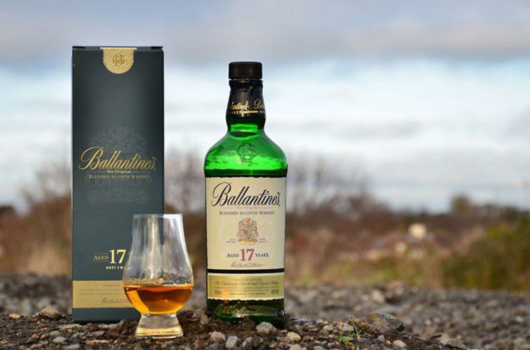 Cách thưởng thức Ballantines 17