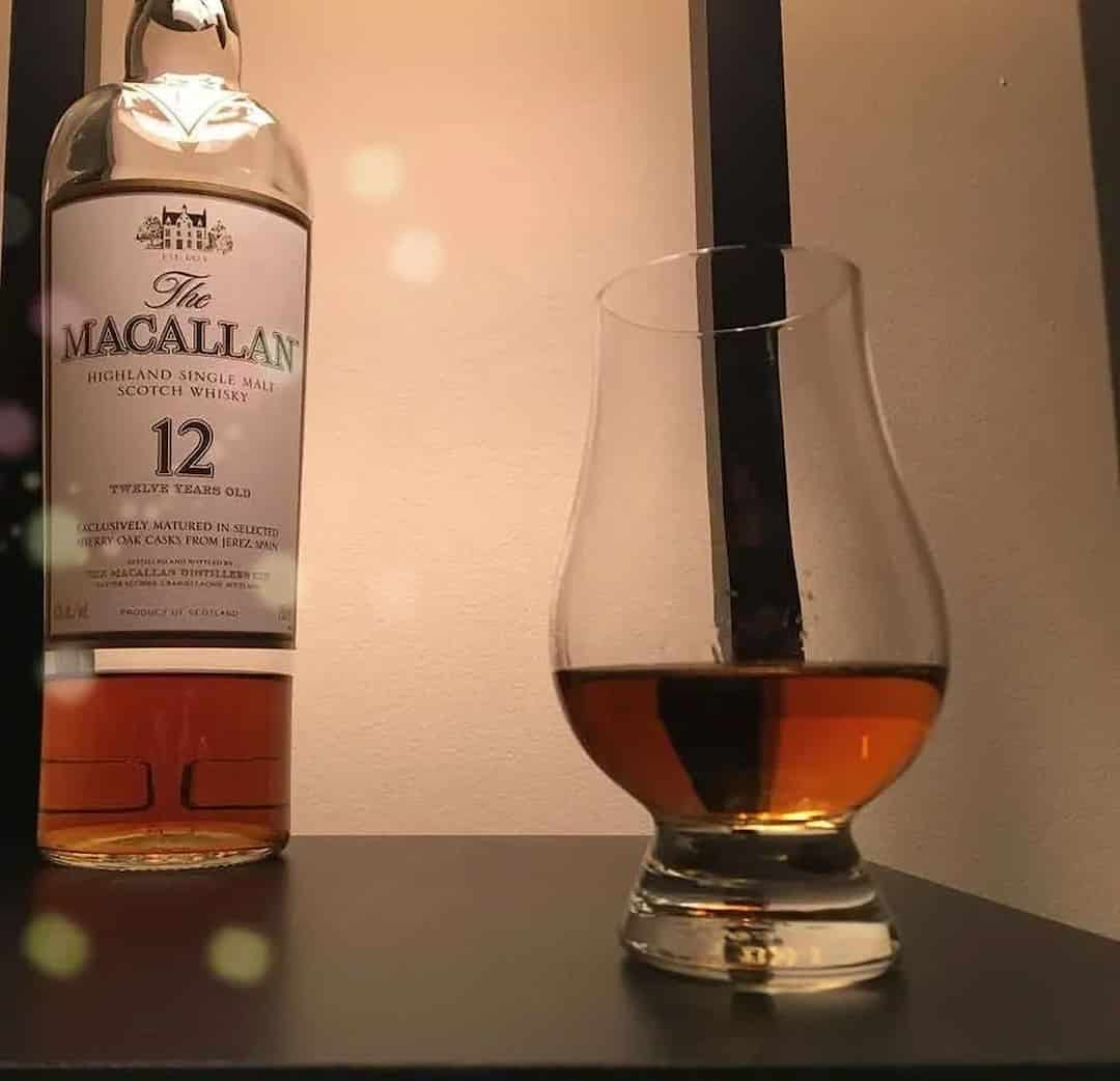 Uống Macallan pha thêm chút nước