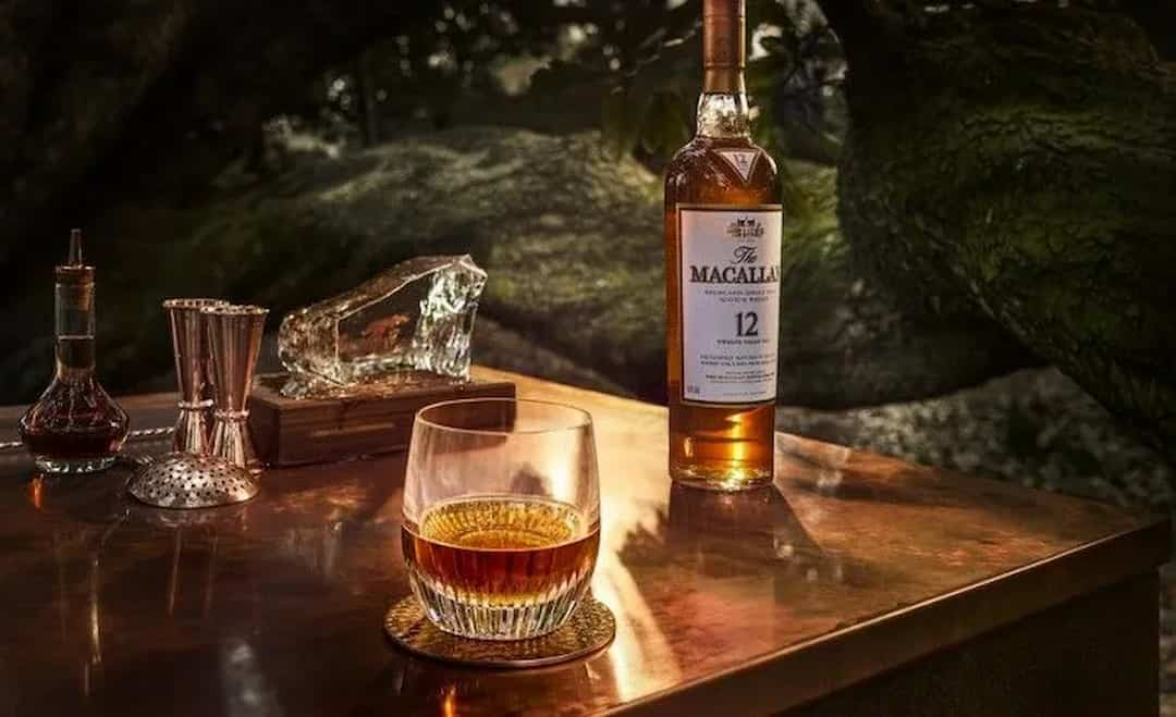 Cách uống rượu Macallan phổ biến nhất hiện nay