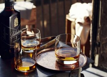 Rượu Ballantine 12 có hương vị đặc trưng như thế nào