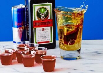 Cách pha rượu Jagermeister